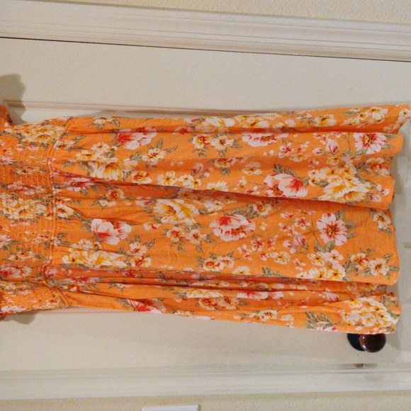 White Birch NWOT light tangerine floral dress size 2X - Picture 3 of 8